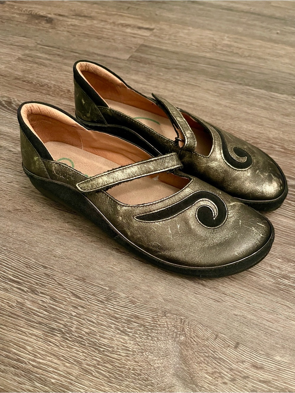 Naot | Matai Mary Jane Comfort Shoes Metallic Suede Size 41
